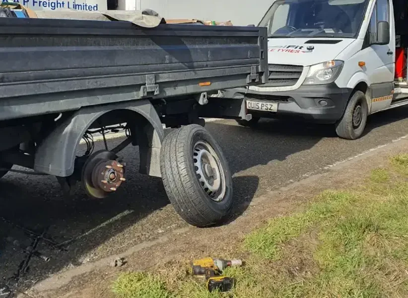 trucktyrefitting